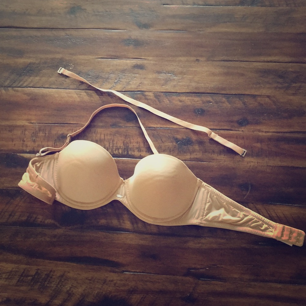 CK Naked Glamour Strapless Push-Up Bra